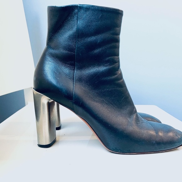 CELINE WOMEN'S ANKLE BOOTS, BLACK W/SILVER HEELS SIZE 41( PHOEBE PHILO VINTAGE) - Picture 2 of 6